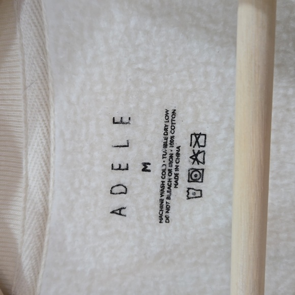 Adele Residency "Hello its me" Heavy Sweater - Picture 2 of 3